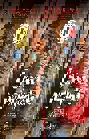 Crima perfecta. Instructiuni pentru fete cuminti (editie TIE-IN) - 41.98 Lei