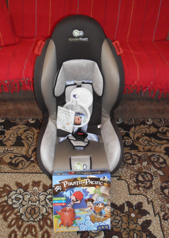 Comanda onorata: Scaun auto platit; Joc gratuit