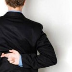 Minciuni la altar – Robin L. Smith