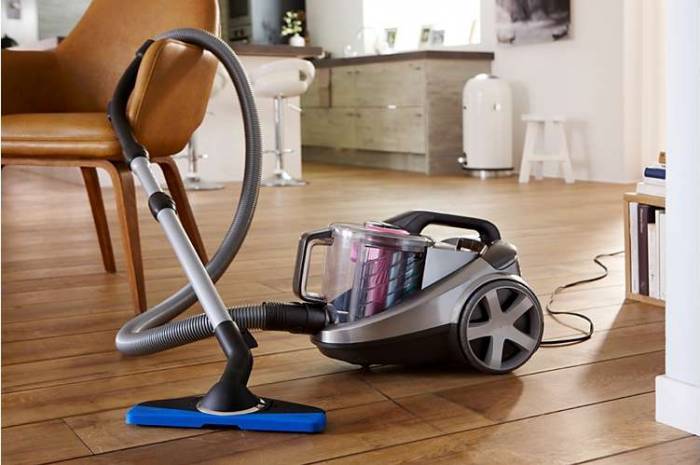 Aspirator fara sac Philips PowerPro Expert
