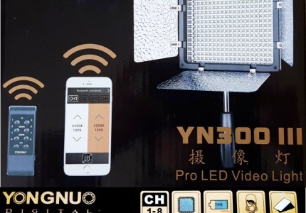 Lampa cu LED Yongnuo YN300 III