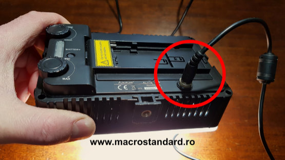 Am pus o mufa de alimentare la lampa Aputure Amaran AL H198C LED