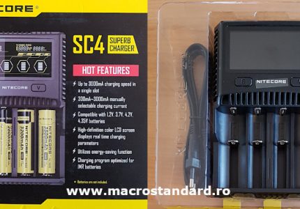 Nitecore Superb Charger SC4 - incarcator universal