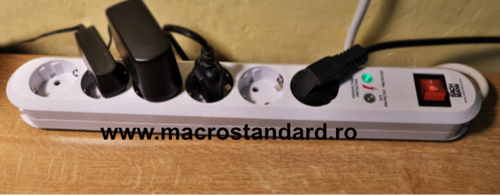 Prelungitor Bachmann Smart 381.2501K, 6 Prize Schuko, 1.5 m