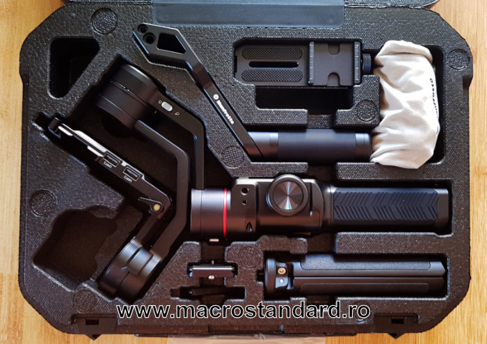 Cutie stabilizator Manfrotto MVG220