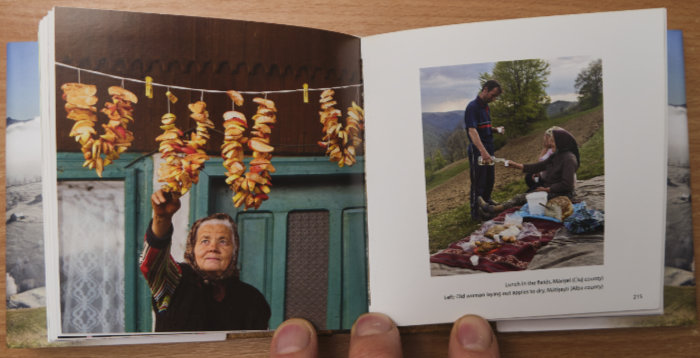 Album Romania: oameni, locuri si istorii, engleza. Small edition - Florin Andreescu, Mariana Pascaru