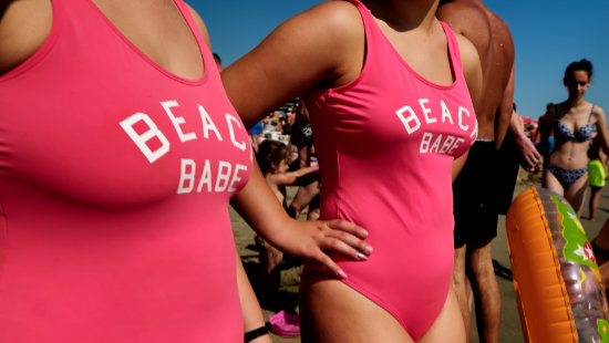 Pozele de la mare si ultima distractie a sirenelor la Eforie Nord din acest an